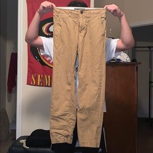 American Eagle Outfitters Original Straight Khakis